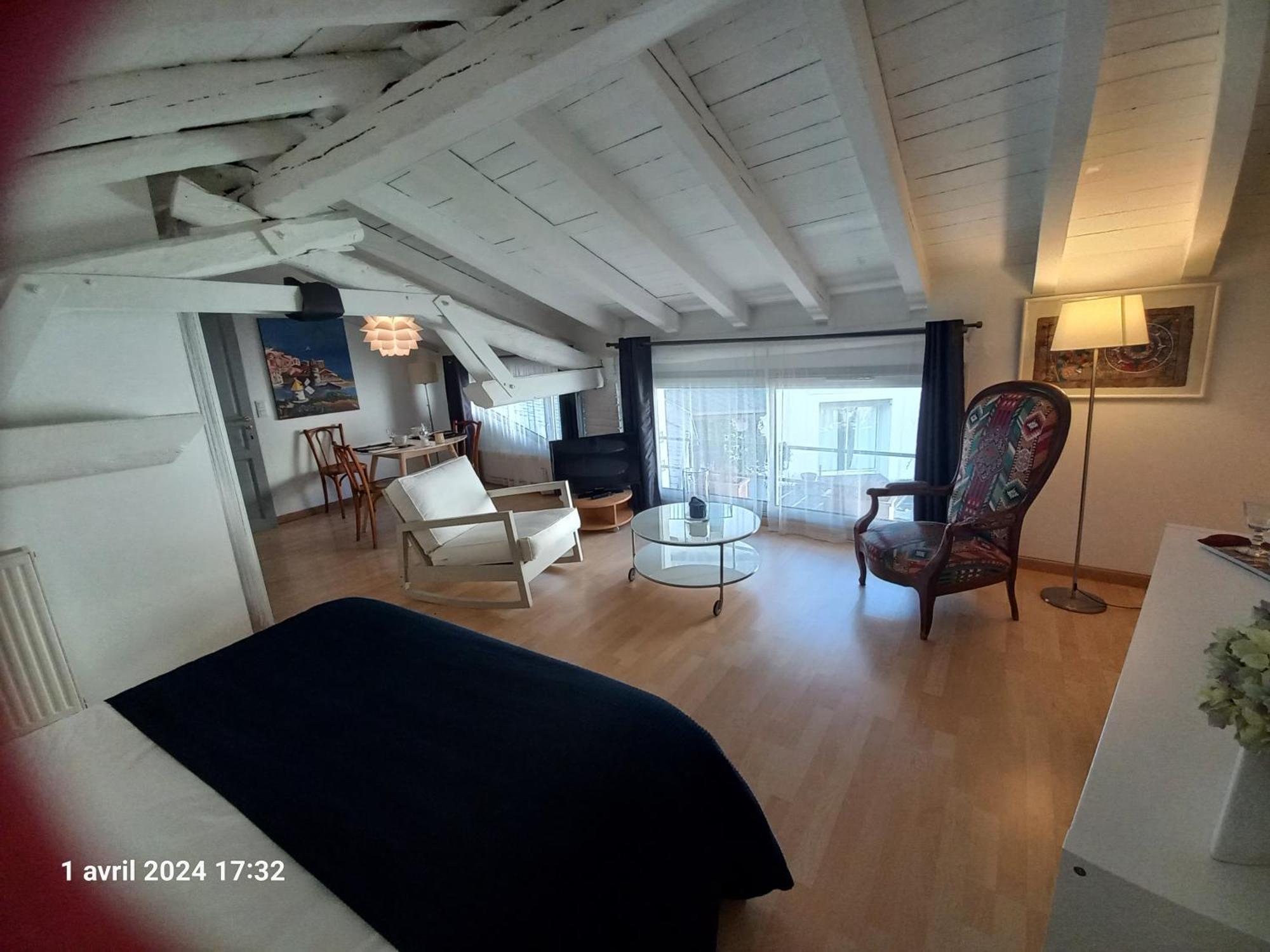 La Maison Carolane ラトゥール＝ドゥ＝カロル エクステリア 写真